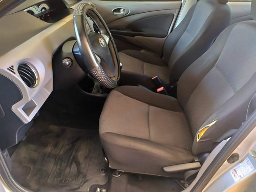 Imagem 8 de 14 de Toyota Etios Xls 1.5 16v Flex