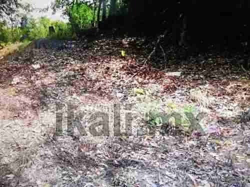 Imagen 3 de 12 de Venta De Terreno 500 M² Col. Guadalupe Victoria Poza Rica Veracruz. Cuenta Con Un Frente De 18.19 M² Y Una Profundidad De 27.47 M². El Terreno Se Encuentra En La Parte Alta Y Tiene Buena Vista Para C