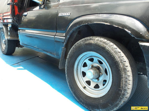 Imagen 20 de 25 de Mazda B2000