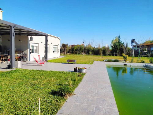 Imagen 13 de 17 de Casa Venta Roldan Barrio Las Tardes