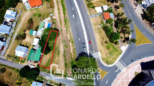 Colonia - Venta De Terreno De 651 M2 Frente A Plaza De Toros 