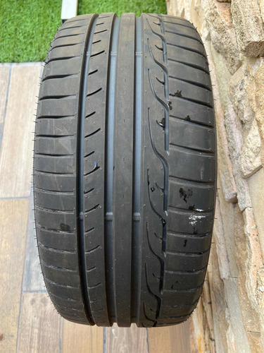 Llanta Dunlop Sport Maxx 245/40 R18 (Usado)