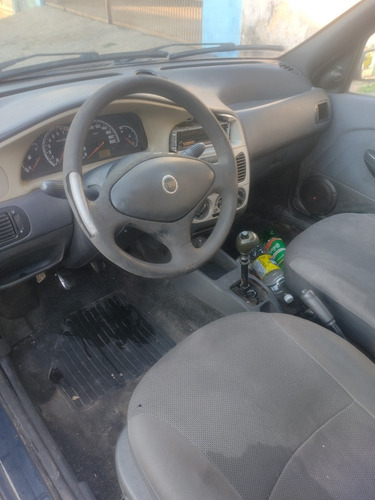 Imagem 13 de 14 de Sucata Fiat Siena 2001 1.0 16v Elx 4p