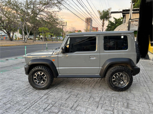 Suzuki Jimny 1.5 Glx At