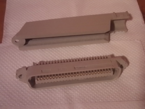 Conector Amphenol Telco Macho De 25 Pares Marca Amp.