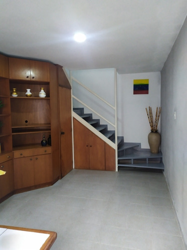 Imagen 2 de 2 de Tonwhuese En Naguanagua Los Guayabitos María 04244076082