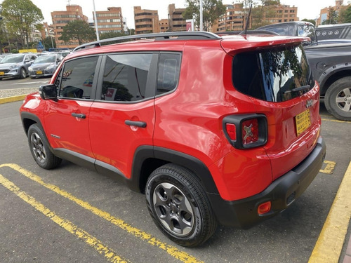 Imagen 7 de 16 de Jeep Renegade 1.8 Sport X Mt