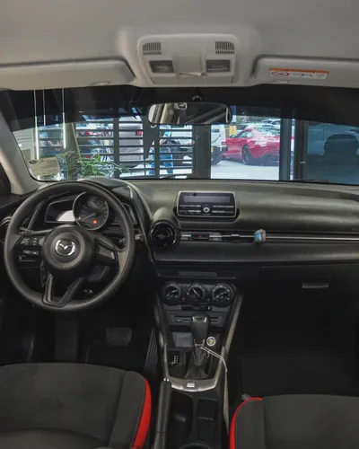 Mazda 2 Prime Hatchback 2021