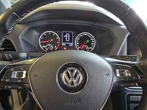 Volkswagen T-Cross 1.0 200 TSI TOTAL FLEX AUTOMÁTICO