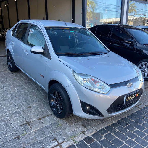 Ford Fiesta 1.6 MPI CLASS SEDAN 8V FLEX 4P MANUAL