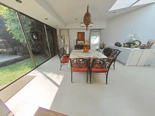 Casa En Excelente Ubicacion