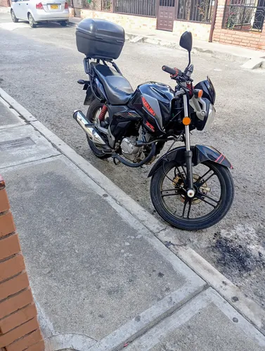 Motocicleta Gsx125 En Excelente Estado