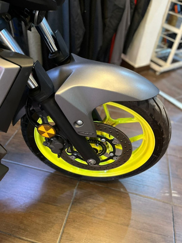 Imagen 7 de 15 de Yamaha Mt 03 2017 Con 14000 Km Marelli Sports Con Alforjas