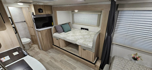 Trailer Importado Winnebago 2108ds (d) - 0km !!!! Y@w2