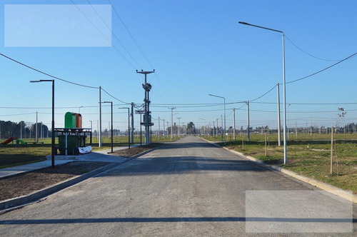 Imagen 7 de 17 de Ecopueblo - 243 M2 Avenida