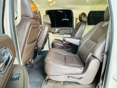Imagen 11 de 14 de Cadillac Escalade Platinum Esv Año:2013
