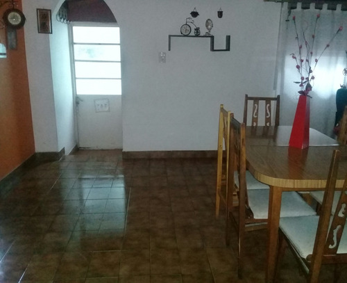 Dos Departamentos Tipo Casa De 3 Ambientes Remodelados Multi Familiar Desarrollados En Pb Y Pa Villa Lugano Caba Oportunidad