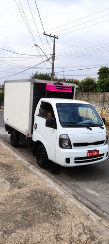 Kia Bongo 2012 2.5 Luxo 4x2 Rd Turbo C/ Carroceria 2p
