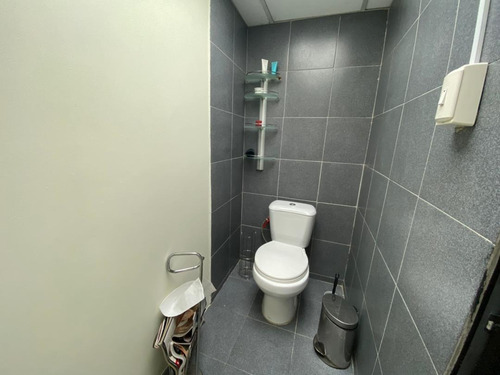 Imagen 5 de 6 de Se Vende Local Comercial 3o/2b/3p 350m² La Lagunita