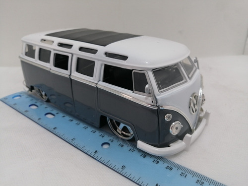 Volkswagen Bus Modelo 1962 A Escala 1/24 Jada