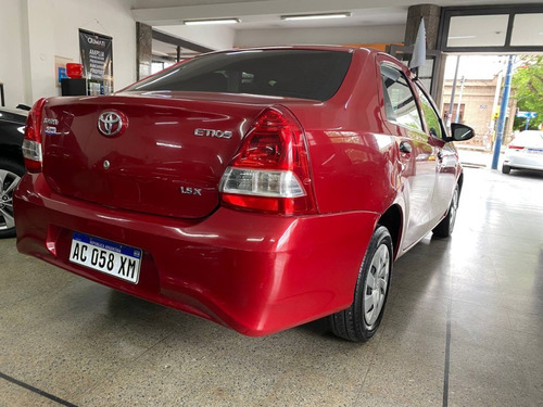 Imagen 13 de 16 de Toyota Etios 1.5 X 6 Ta. 4 Ptas. Año 2017.