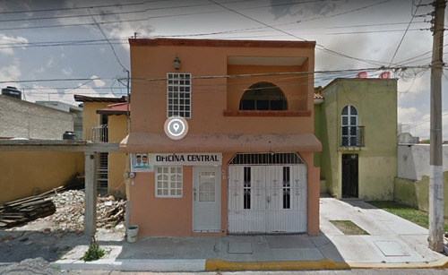 Casa En Venta En Jacarandas Tepic Nayarit Lf*
