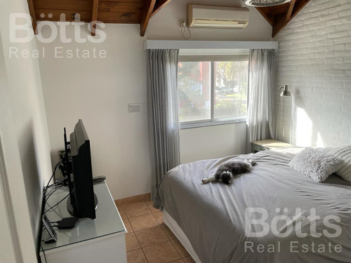 Venta Increíble Casa Con Piscina En Country Banco Provincia