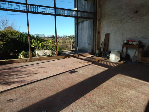 Imagen 5 de 6 de Local - Barrio Parque Leloir