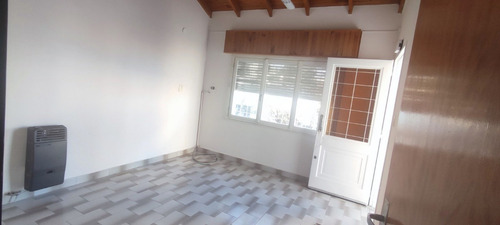 Imagen 2 de 9 de Alquila Oficina (sin Excepción) Sobre Brown N°724 Piso 1 De La Ciudad De Neuquén