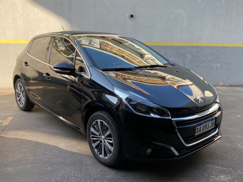 Imagen 9 de 25 de Peugeot 208 Feline 2017 Pack Cuir Titular Impecable