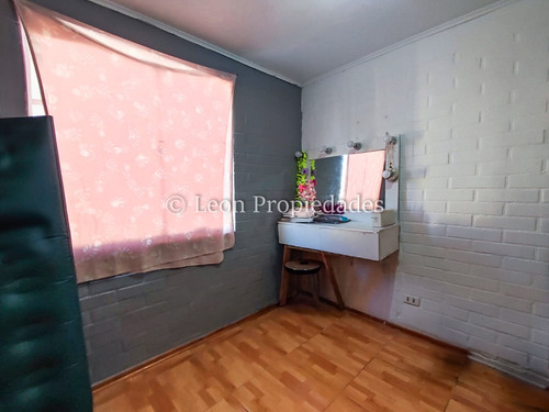 Leon Propiedades Vende Casa En Curacaví Centro.
