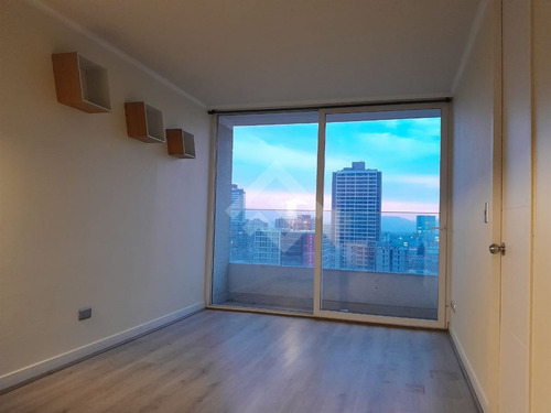 Departamento En Venta De 1 Dorm, 1 Baño, En Estación Central