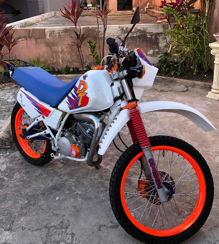 Imagem 1 de 9 de Yamaha 1987