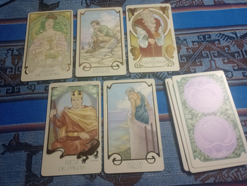 Lectura De Tarot Una Pregunta Concreta Amor-trabajo-estudio