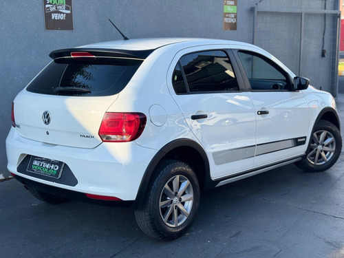 Volkswagen Gol Gol TRACK 1.0 Mi Total Flex 8V 4p