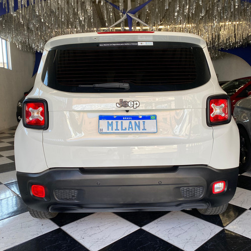 Jeep Renegade 1.8 Flex Aut. 5p