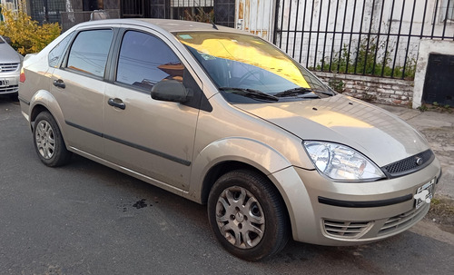 Ford Fiesta Max 1.6 Max Amb Plus