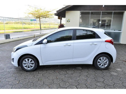 Imagem 4 de 15 de Hyundai Hb20 Comfort Plus 1.6 At