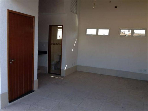 Imagem 6 de 16 de Sobrado Novo Triplex Com 03 Dormitórios 02 Banheiros Área De Lazer Com Churrasqueira, Quintal Individual, Garagem Fechada, Fino Acabamento Em Granito E Porcelanato Na Vila Voturuá Em São Vicente Com