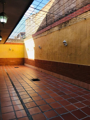 Imagen 12 de 15 de Alquiler Town House Urbanizacion Prebo Valencia
