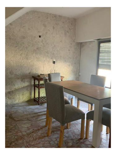 Imagen 11 de 26 de Ph En Venta - 3 Dormitorios 1 Baño - 148mts2 - Berisso