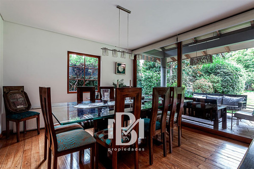 Casa En Venta De 5 Dorm. Camino San Antonio Las Condes