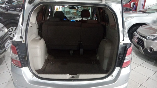 Imagem 6 de 25 de Chevrolet Spin 1.8 Lt 8v Flex 4p Automático 2014 5 Lugares