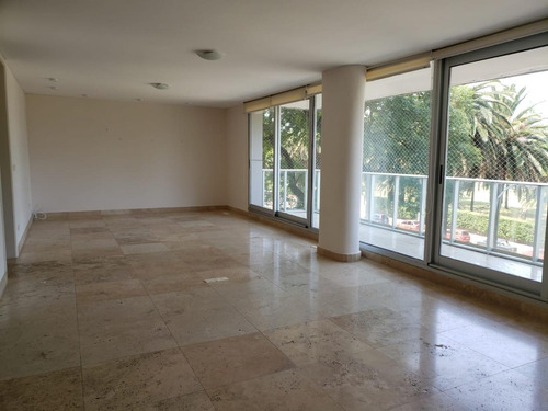 Imagen 4 de 22 de Frente Al Club De Golf, 180m2, 3 Dormitorios, 4 Baños, Servicio Completo, Garaje X2