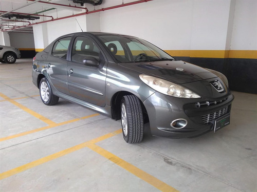 Peugeot 207 Sedan