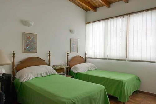 Imagen 6 de 14 de Casa En Venta Colinas De Bello Monte 22-1678 Renta House Los Samanes