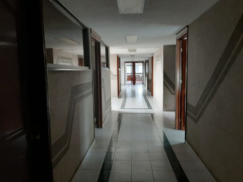 Edificio - Oficinas En Renta En Real De Arcos