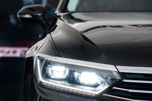 Imagen 2 de 15 de Volkswagen Passat 2.0 Tsi Highline Dsg - Car Cash