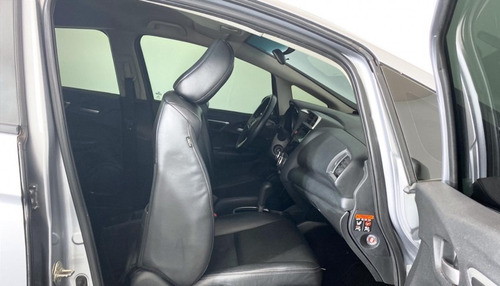 Imagem 11 de 15 de 127400 - Honda Fit 2017 Com Garantia