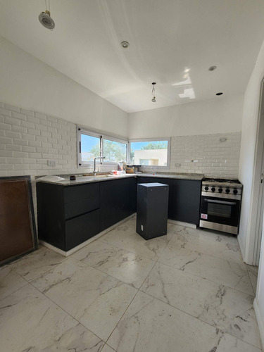 Imagen 9 de 30 de Casa Venta Barrio Cerrado Laguna Azul Pileta